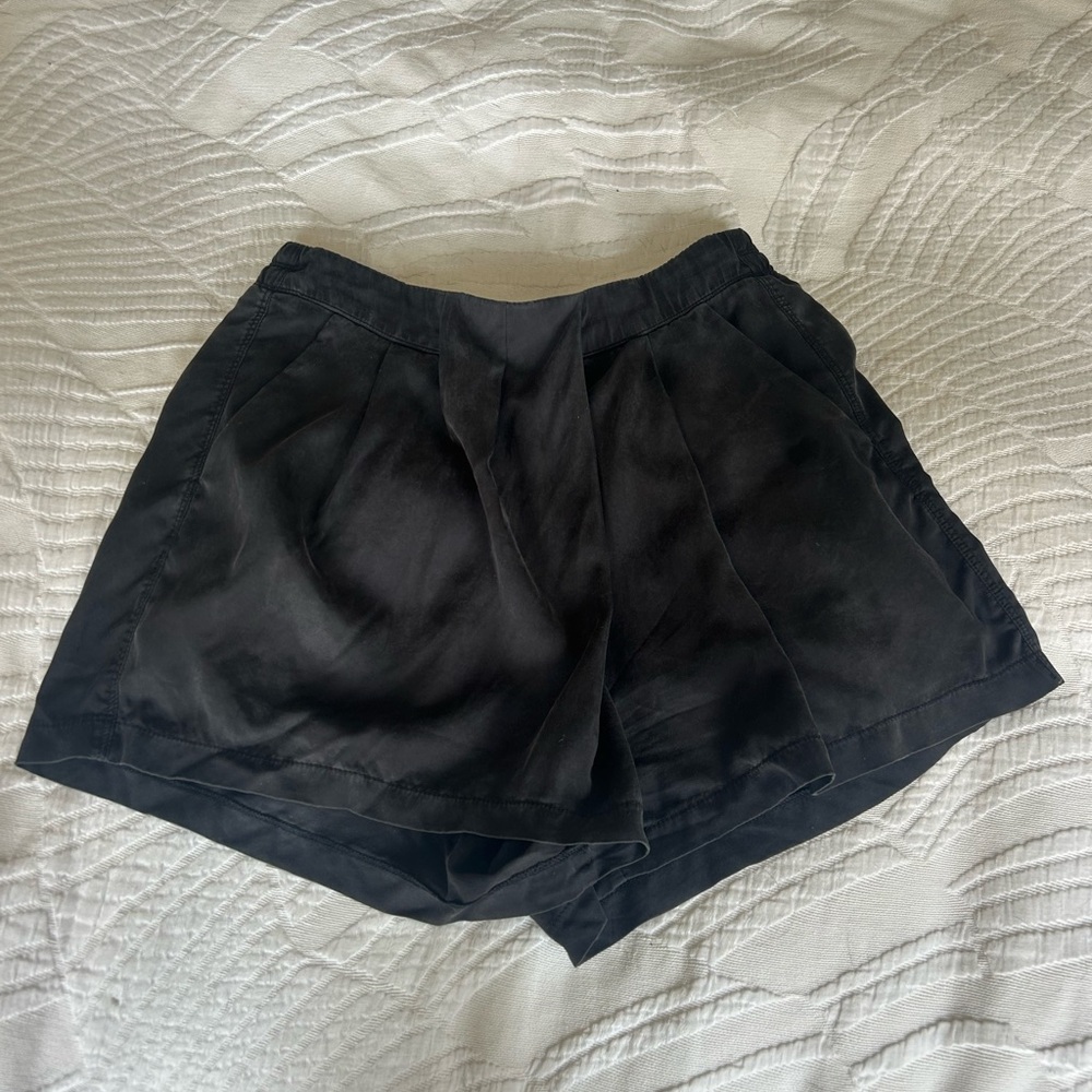 Lululemon Black Women's Shorts